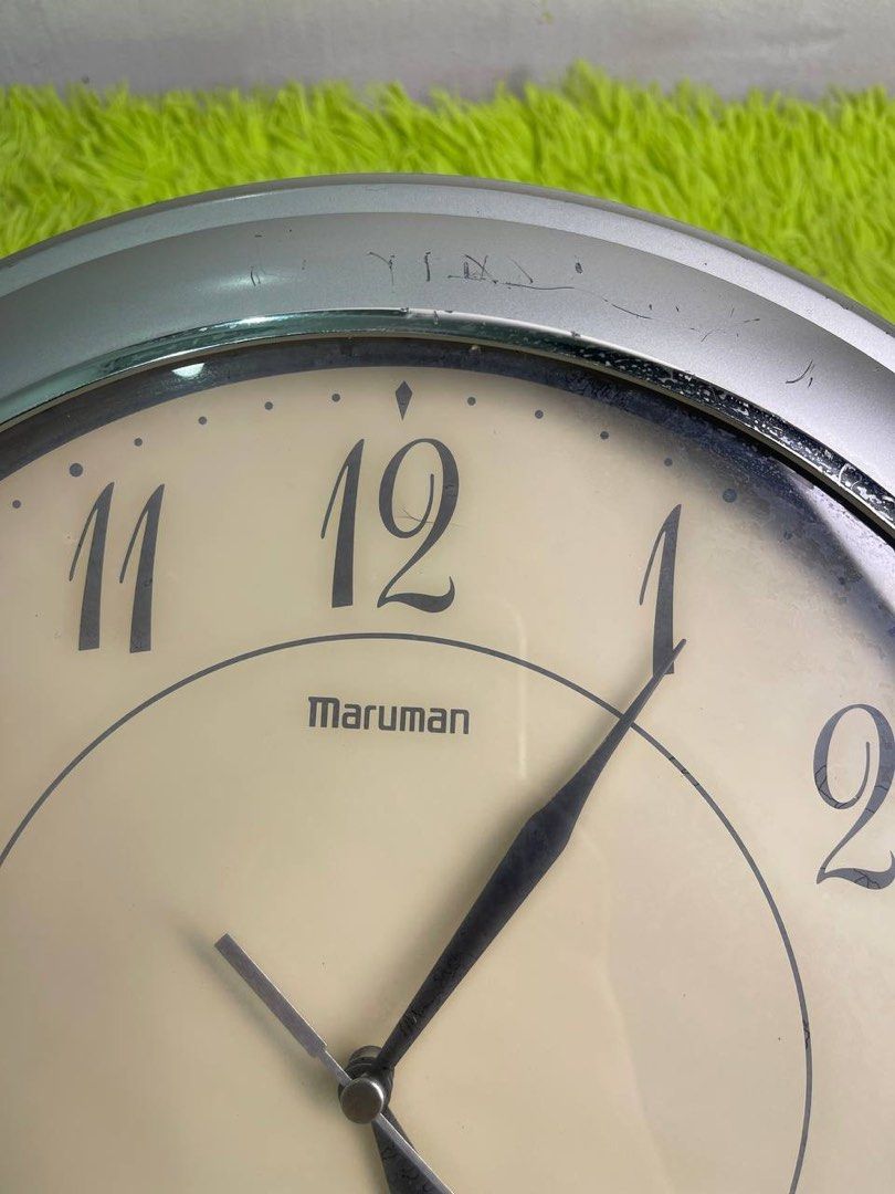 maruman wall clock (Category: Clocks) located in Manila. Submitted by nicanicss (Listing ID 1467202384, Image 3). Description: maruman wall clock dimension - 33cm weight - 600g has scratches ₱250.
