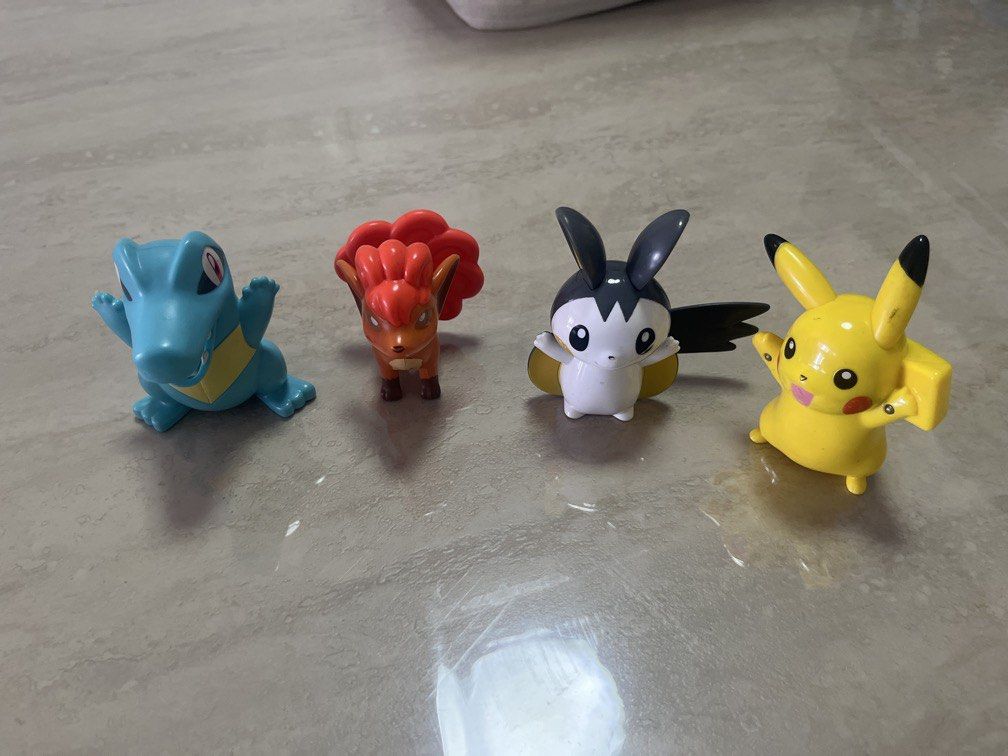 McDonald’s 2013, 2016, 2018 toys (Category: Kids Toys) located in Manila. Submitted by eddiemation (Listing ID 1467191407, Image 1). Description: Well loved old McDonald’s Pokemon toys. Prices vary. Totodile - 80 Vulpix- 50 Pikachu - 50 Emolga - 50 MOP: Gcash Shipping: Lalamove/J&T DM for any questions, negotiable .