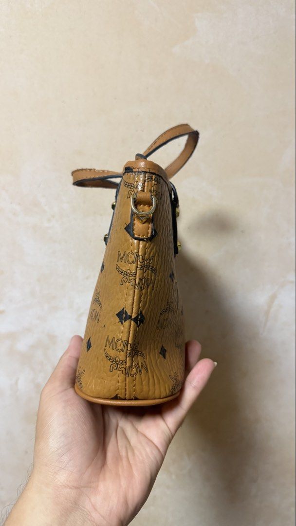 MCM Handbag (Category: Luxury Bags & Wallets) located in Calamba. Submitted by ashvault (Listing ID 1467188811, Image 2). Description: Mcm handbag, missing sling but still looks good. Price still negotiable..
