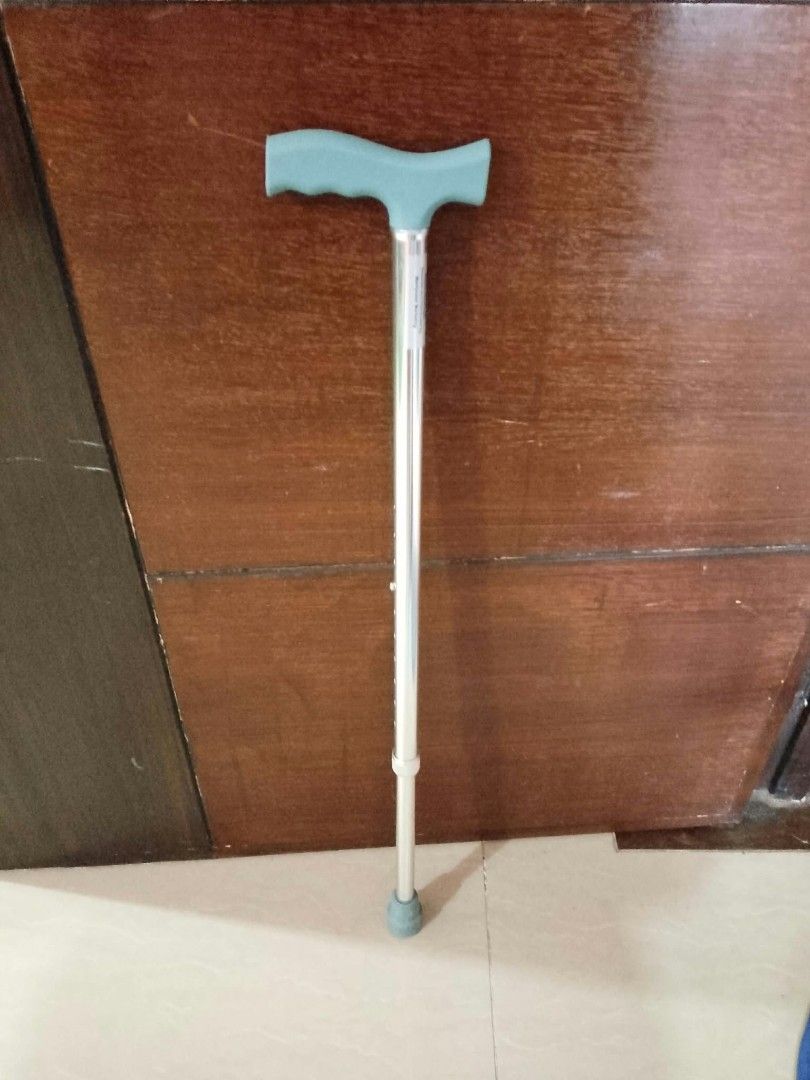 Medical Mobility Aids Set (Walker , Crutches , Walking Stick) (Category: Medical Supplies & Tools) located in Manila. Submitted by hann996 (Listing ID 1467267532, Image 1). Description: MALOLOS, BULACAN AREA RUSH SALEEEEE !! NEGOTIABLE TAKE ALL FOR 2300PHP ONLY INDIVIDUAL PRICE! Walker - 1100 Php Crutches - 999 Php Single tip cane - 399 Php - RFS: decluttering items from clinic - Used once, others are never been used - Complete mobility set: fold