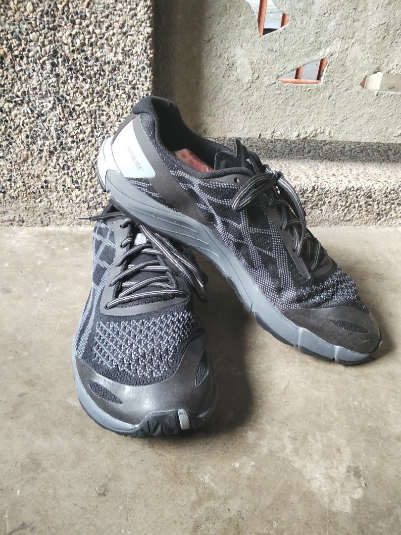 MERRELL RUNNING SHOES (Category: Casual Shoes) located in Manila. Submitted by known_as_kairu. (Listing ID 1467361252, Image 2). Description: bought from Saudi Arabia.