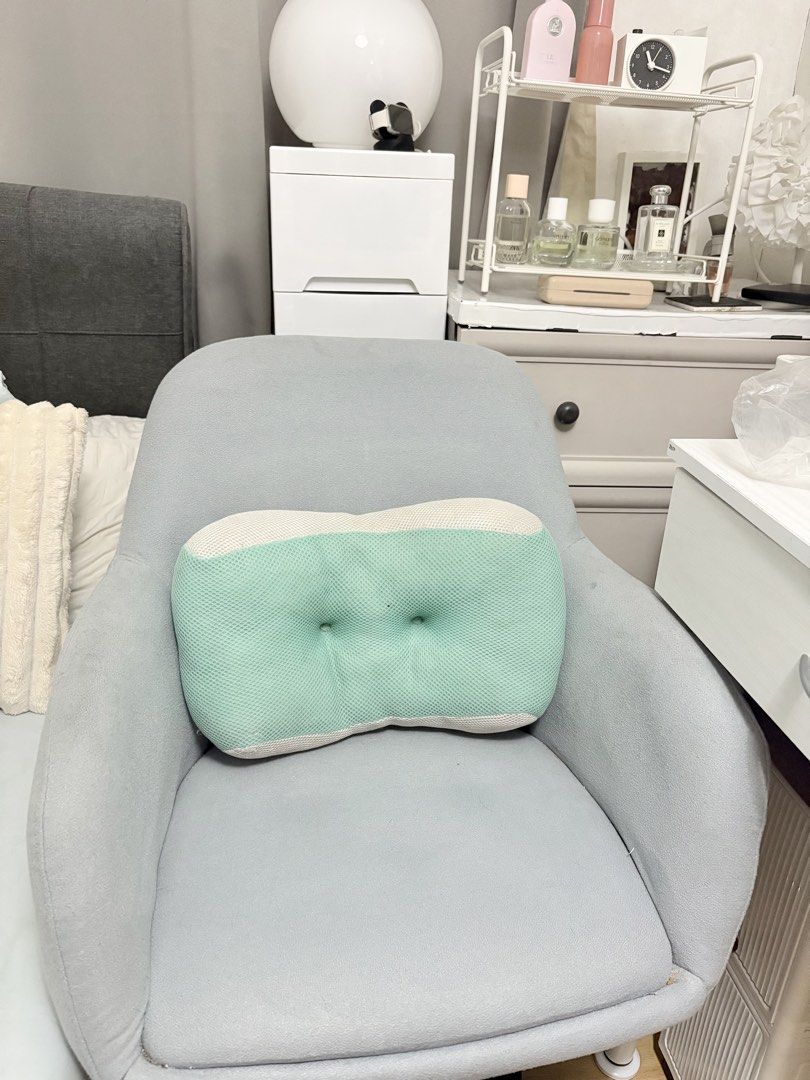 Mesh Lumbar Support Pillow for Chair (Category: Braces, Support & Protection) located in Quezon City. Submitted by geminiselection (Listing ID 1467344126, Image 1). Description: 🎀 no brand, bought from MR. DIY 🦋 no issue, need laba lang. .