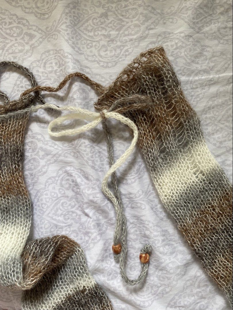 metamorphic shrug (Category: Longsleeves) located in Minalabac. Submitted by binx.xoxo (Listing ID 1467244789, Image 2). Description: 🧷size: xs-m 🧷length: 25.5 in 🧷material: mohair 🧷stretchy 🧷handmade.