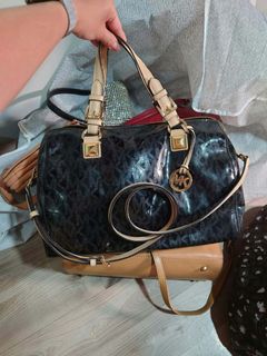 (Category: ) located in . Submitted by gracialowxury_bags (Listing ID 1467239249, Image 1). Description: .