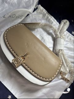 （分類：）位於 。 由 zxx726828 提交（商品編號 1467278841，圖片 1）。簡介： 。