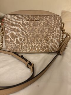 (Category: ) located in . Submitted by kayden1912 (Listing ID 1467289307, Image 1). Description: .