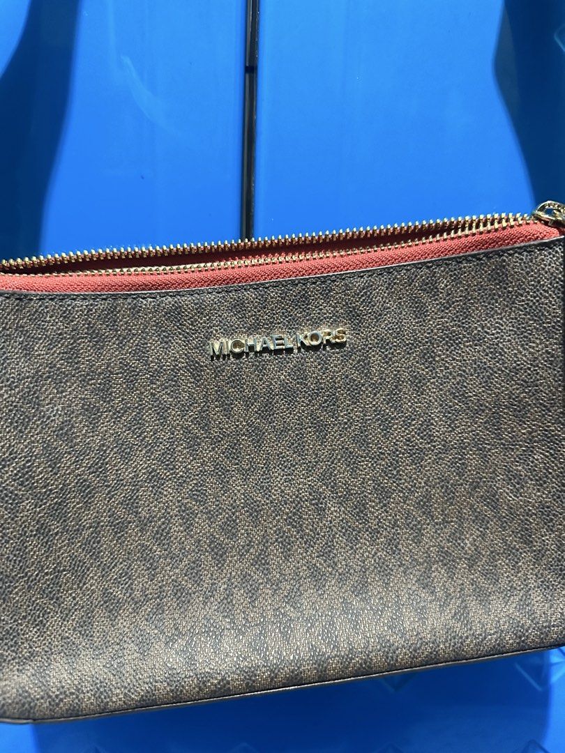 Michael Kors Brown Bag (Category: Cross-body Bags) located in Manila. Submitted by diarchived (Listing ID 1467353887, Image 1). Description: Original from Canada! Negotiable! .