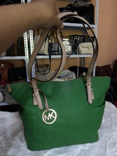 (Category: ) located in . Submitted by carmzfindsph (Listing ID 1467222513, Image 1). Description: .