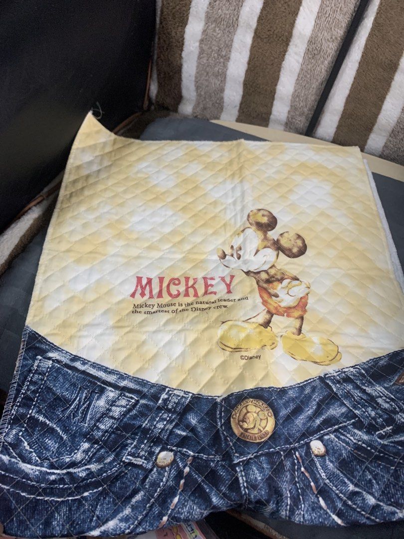Mickey Japan mini cloth comforter (Category: Towels, Napkins & Holders) located in Cabanatuan. Submitted by mjluxxejapan (Listing ID 1467256668, Image 1). Description: Fixed price .bnew nka pack p yan.pahaba style as is item kayo n bhala Dan pwede magamit .makapal light foamy style pwede sapin s mga upuan.approx 36”x15” meas .