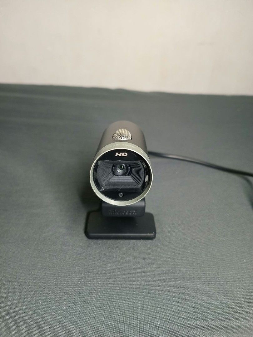 Microsoft LifeCam Cinema Webcam (Category: Webcams) located in San Ildefonso. Submitted by indaaay (Listing ID 1467343995, Image 1). Description: microsoft lifecam cinema webcam (720p HD widescreen USB with built in microphone and autofocus).