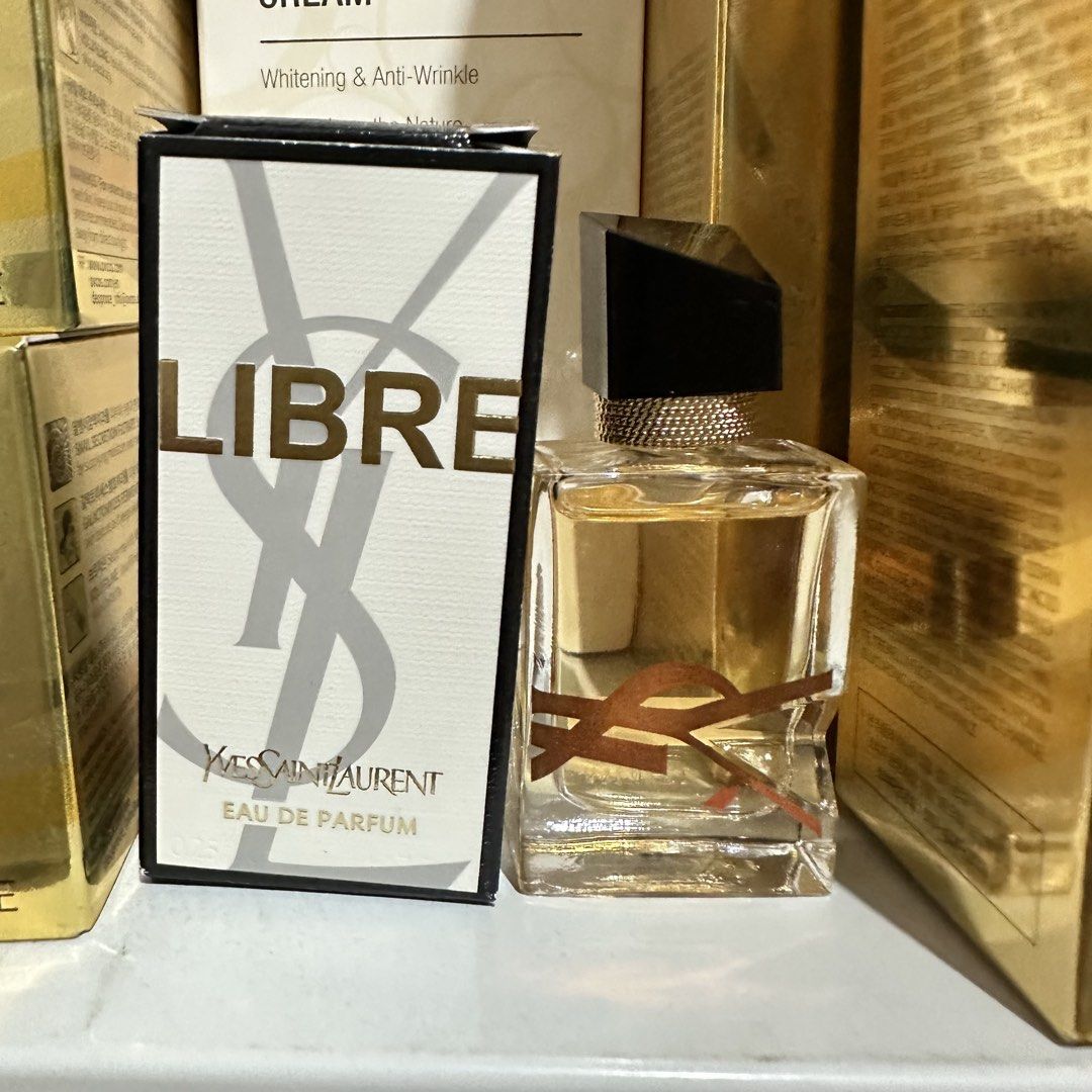 MINI PERFUME Yves Saint Laurent Libre YSL LIBRE Eau de Parfum 7.5ml (Category: Fragrance & Deodorants) located in Manila. Submitted by kristine1909 (Listing ID 1467313721, Image 1). Description: Authentic Yves Saint Laurent Libre Eau de Parfum 7.5ml mini - Comes with original packaging box - Iconic floral lavender fragrance with warm golden notes - Condition: Brand new - Shipping via J&T or Lalamove Grab.
