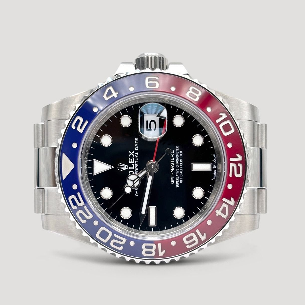 Mint July 2022 Rolex GMT Master II Pepsi Oyster 40mm 126710BLRO 126710 (Category: Watches) located in Singapore. Submitted by pengkweewatches (Listing ID 1467243342, Image 1). Description: Join us on T-elegram for Exclusive Deals & Latest Stock Updates: //pk-watches.com/tele-channel Brand: Rolex Model: GMT Master II Reference: 126710BLRO Dated: July 2022 Condition: Mint Dial: Black Case Diameter: 40mm Material: Stainless Steel Box: Yes Paper/Cert