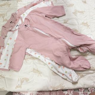 (Category: ) located in . Submitted by yuffie__ (Listing ID 1467194874, Image 1). Description: .