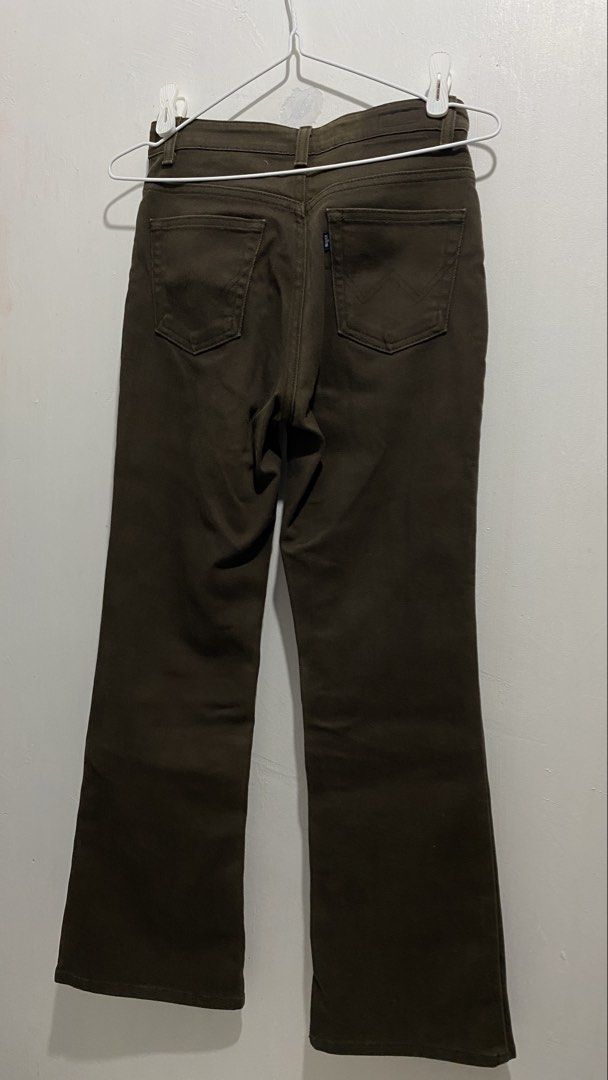Miss Edwin International Basic Flex Olive Green Jeans 26 (Category: Jeans) located in Ozamiz City. Submitted by icadls (Listing ID 1467215009, Image 2). Description: - Brand: Miss Edwin - Color: Olive Green - Size: 26 - Fit: Classic flare cut - Material: Flex stretch fabric for ultimate comfort - Features: Zip fly with button closure, two front pockets, two back pockets - Condition: Clean with no major flaws - Perfect everyday wardrobe staple.
