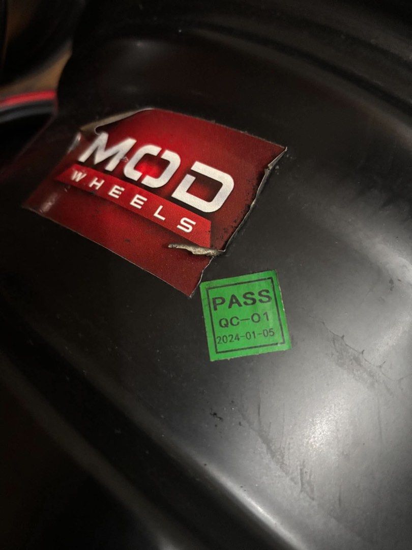 MOD sports mags (Category: Mags and Tires) located in Manila. Submitted by vvflorend14595 (Listing ID 1467318554, Image 3). Description: Rim 15.