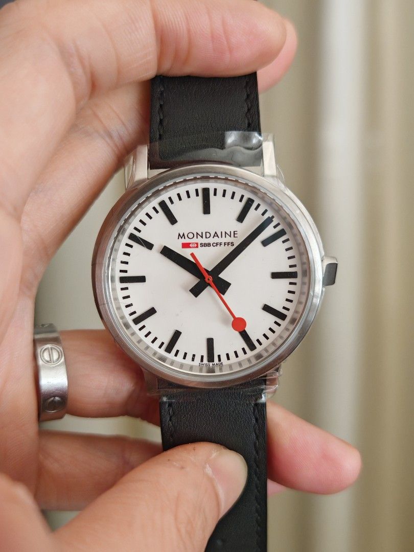 Mondaine Stop2go 41mm (Category: Men's Watches) located in San Juan City. Submitted by MW_888 (Listing ID 1467051923, Image 2). Description: Mondaine Stop2go 41mm Purchased 2025, new old stock with factory stickers 9.8/10 condition Inclusions: watch, certificate and box *photo reference on 6.5" wrist 37k.