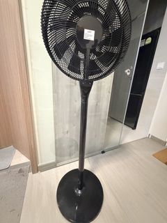 (Category: ) located in . Submitted by mutoh86 (Listing ID 1467319357, Image 1). Description: .