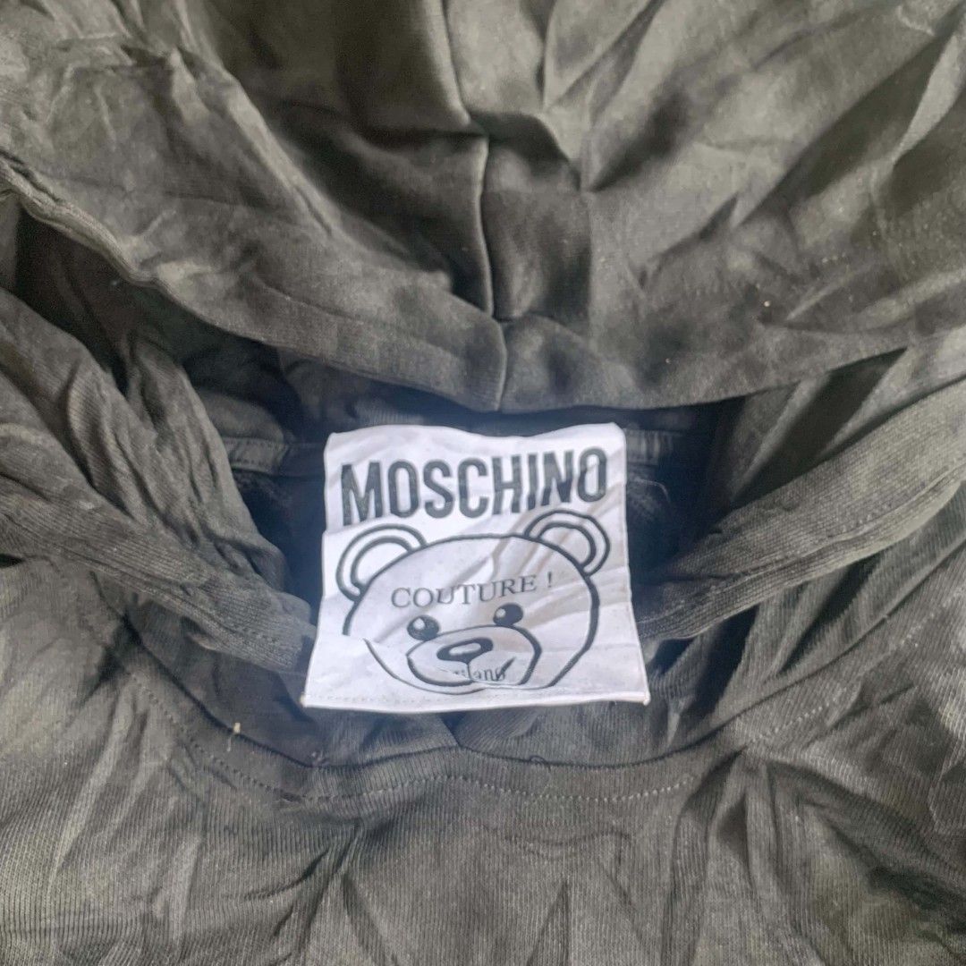 Moschino (Category: Coats, Jackets and Outerwear) located in Manila. Submitted by silentocean_2ad617 (Listing ID 1467186504, Image 3). Description: Moschino size:medium on tag 23 x 29 good as new condition no issue need wash mine:750.