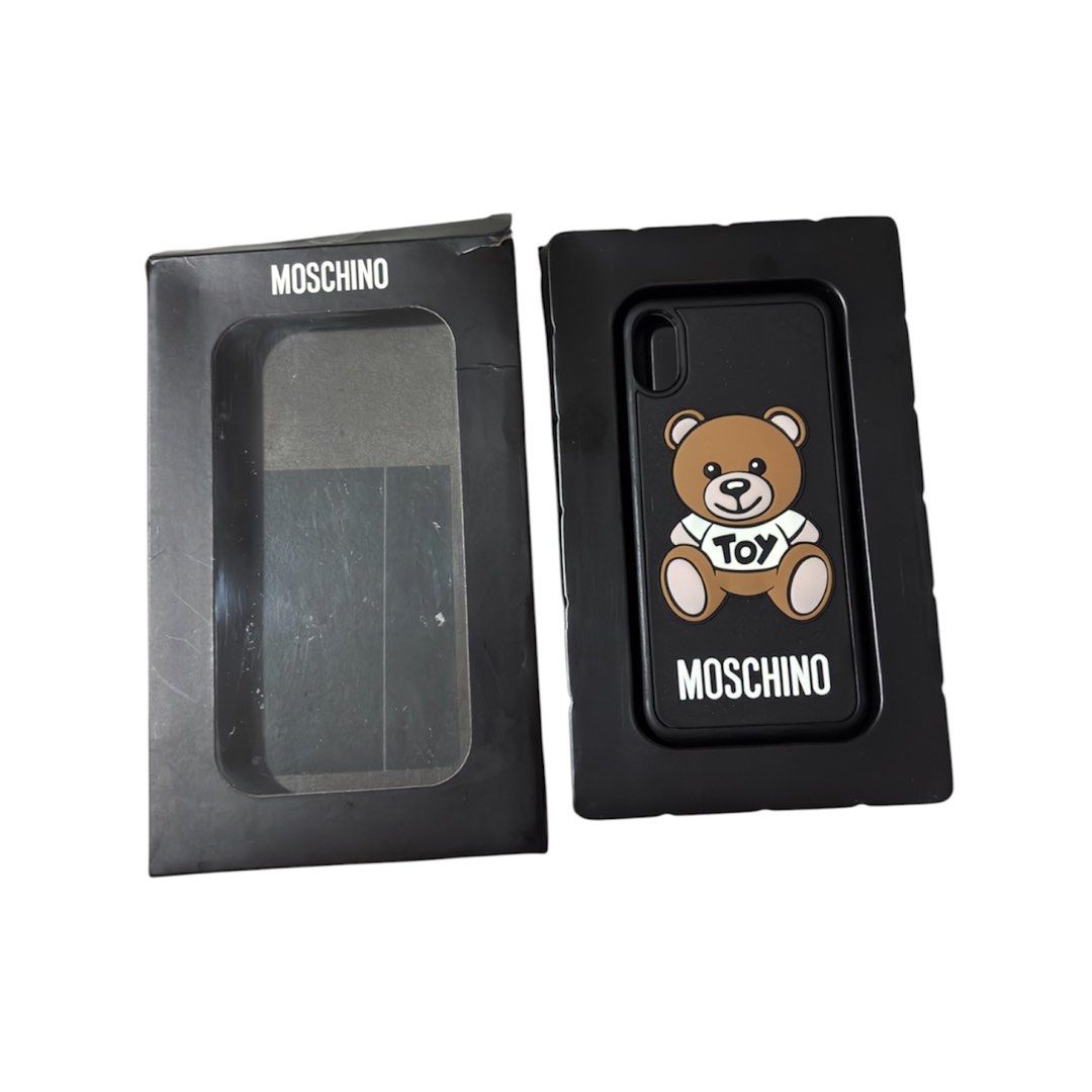 Moschino Case for Iphone X/XS (Category: Cases & Sleeves) located in Paranaque City. Submitted by dalle_closet (Listing ID 1467212312, Image 1). Description: new ito old stock lang.