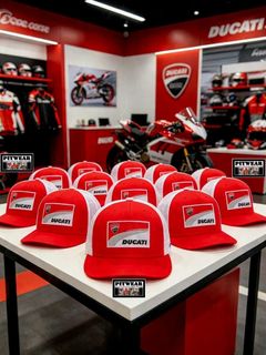 (Category: ) located in . Submitted by pitwearmotorsport (Listing ID 1467215262, Image 1). Description: .