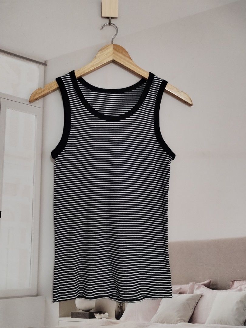 Muji ribbed top (Category: Sleeveless) located in Lucena. Submitted by styleddsc (Listing ID 1467310310, Image 3). Description: .