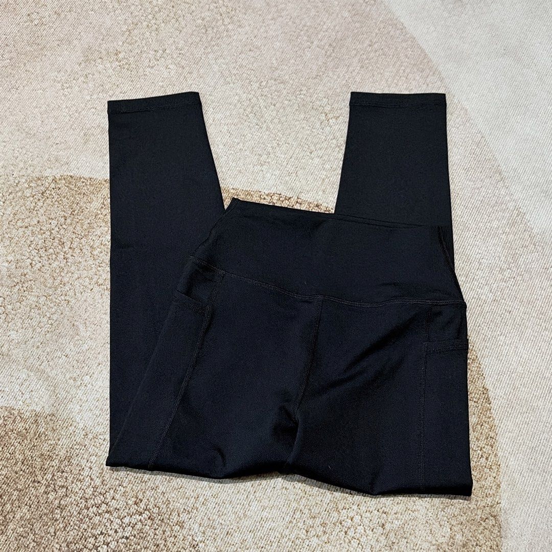 Muscle nation (Category: Activewear) located in Manila. Submitted by justin.jeyeneyshop (Listing ID 1467186867, Image 2). Description: MVSCLENATION XS (20-28/30) .