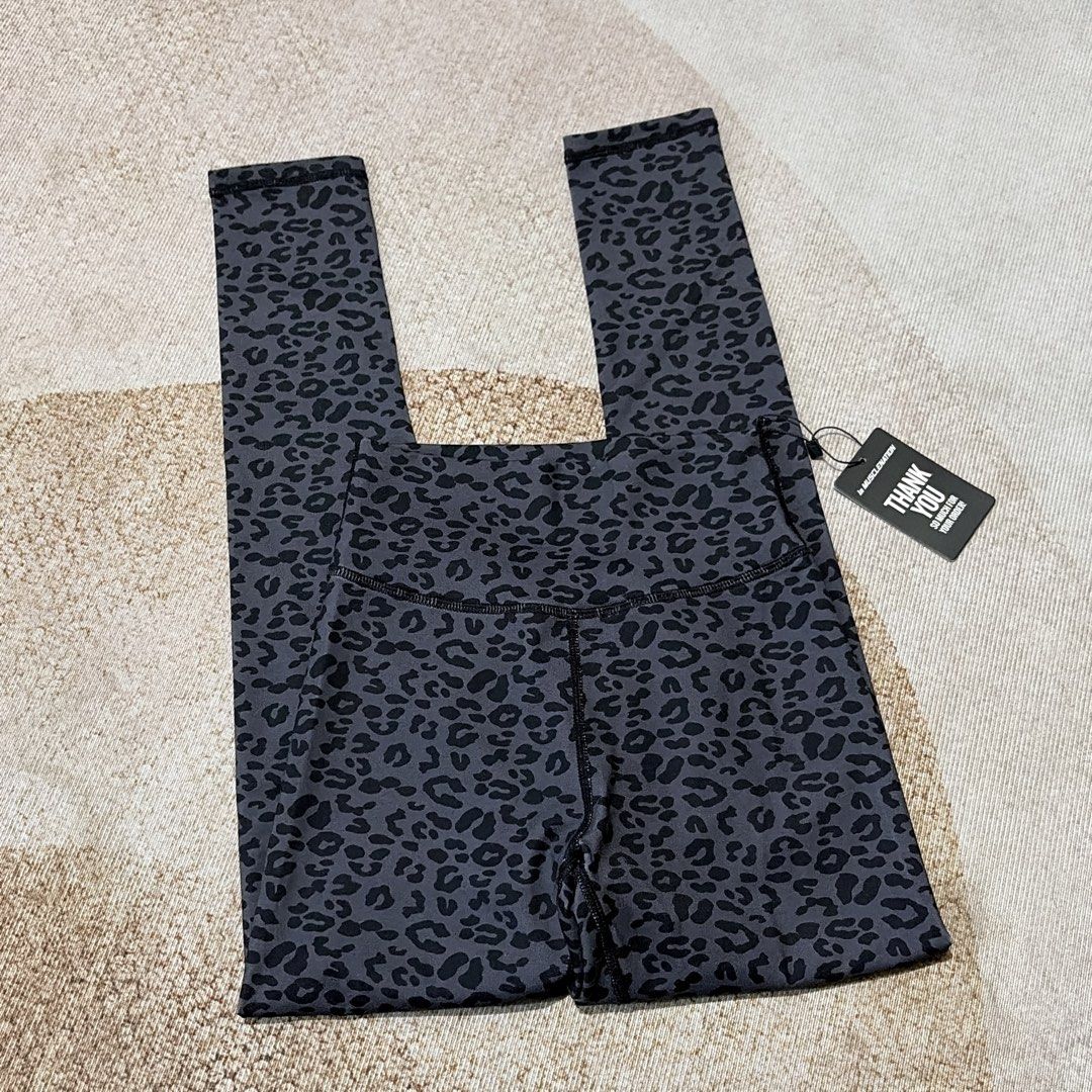 Muscle nation leggings (Category: Activewear) located in Manila. Submitted by justin.jeyeneyshop (Listing ID 1467187233, Image 2). Description: MVSCLENATION (Brand new) SMALL (21-25/33) .