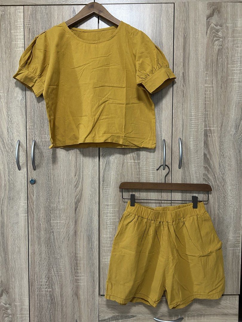 Mustard Yellow Co-ord Set (Category: Sets or Coordinates) located in Bulacan. Submitted by relove.re (Listing ID 1467308343, Image 1). Description: 💛 Mustard Yellow Co-ord Set for Sale! Chic and comfy two-piece set featuring a puff-sleeve crop top and matching shorts with an elastic waistband. Perfect for casual outings, travel, or everyday OOTD! ✨ Size Small ✔️ Matching top and shorts ✔️ Stylish puff sleeves ✔️ Comfortable elastic waistband ✔️ 