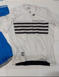 （分類：）位於 。 由 whb10 提交（商品編號 1464358874，圖片 1）。簡介： 。