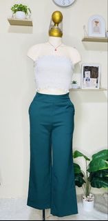(Category: ) located in . Submitted by bengirlclothing (Listing ID 1467179306, Image 1). Description: .