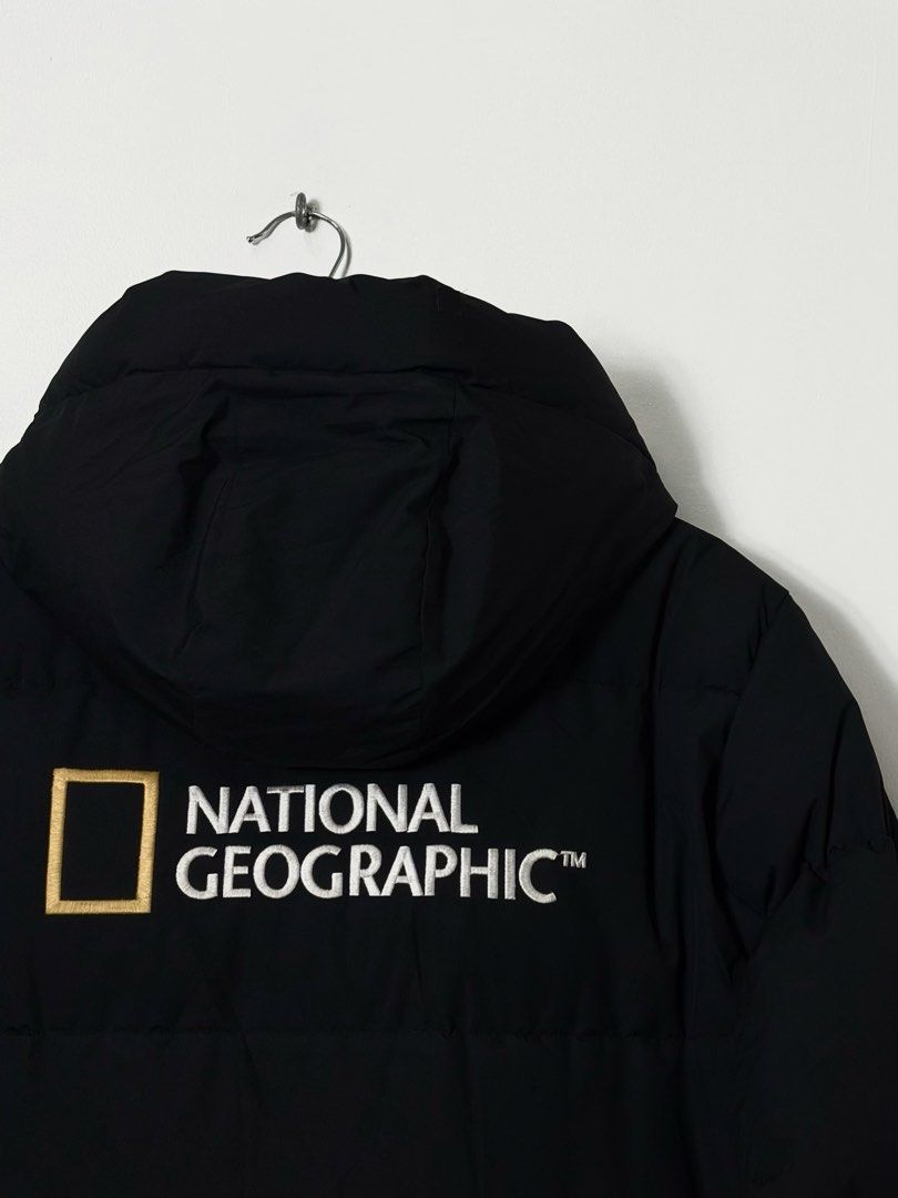 NATIONAL GEOGRAPHIC CAIMAN PRO LONG DOWN FULLY PUFF JACKET (Category: Coats, Jackets and Outerwear) located in Cavite. Submitted by frankiemnla (Listing ID 1467323597, Image 3). Description: L- 40 W- 24 Size- Large to Xlarge Like new condition • Insulation: Filled with lightweight, high-thermal RDS (Responsible Down Standard) certified goose down. • Closure: Equipped with a full-length two-way front zipper for comfortable sitting and mobility. • 