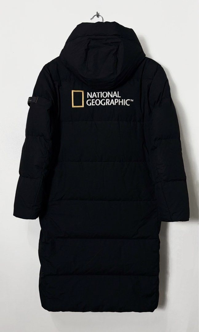 NATIONAL GEOGRAPHIC CAIMAN PRO LONG DOWN FULLY PUFF JACKET (Category: Coats, Jackets and Outerwear) located in Cavite. Submitted by frankiemnla (Listing ID 1467323597, Image 2). Description: L- 40 W- 24 Size- Large to Xlarge Like new condition • Insulation: Filled with lightweight, high-thermal RDS (Responsible Down Standard) certified goose down. • Closure: Equipped with a full-length two-way front zipper for comfortable sitting and mobility. • 