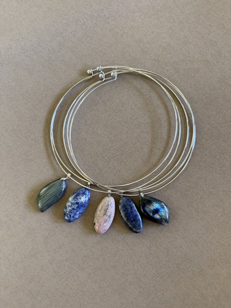 Natural Stone Cuff Necklace (Category: Necklaces) located in Manila. Submitted by zetelle (Listing ID 1467338338, Image 1). Description: .