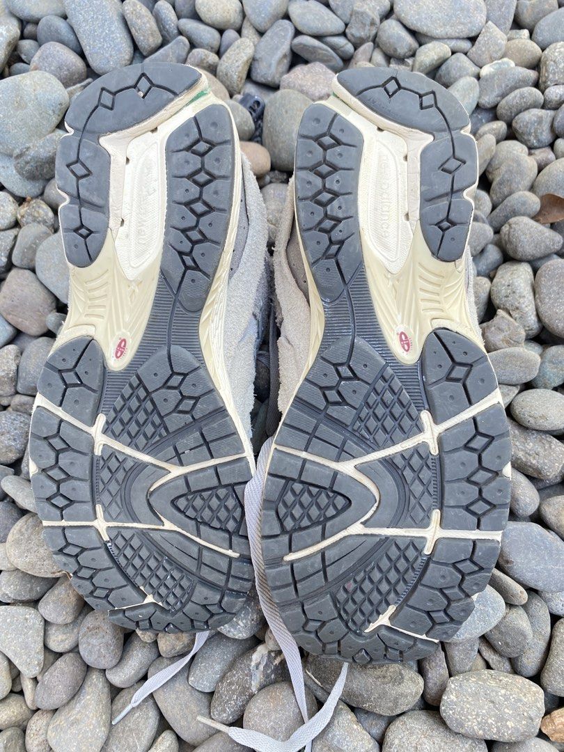 New Balance 2002R Protection Pack Rain Cloud Grey (Category: Sneakers) located in Las Pinas. Submitted by john.ross.sayoc.30-82096 (Listing ID 1467362339, Image 2). Description: - Model: New Balance 2002R - Colorway: Rain Cloud (Classic Grey) - Upper: Deconstructed suede overlays with raw edges and breathable mesh underlays - Sole: N-ERGY cushioning midsole with green gel pods and Stability web outsole - Condition: Worn with minimal tread wear on