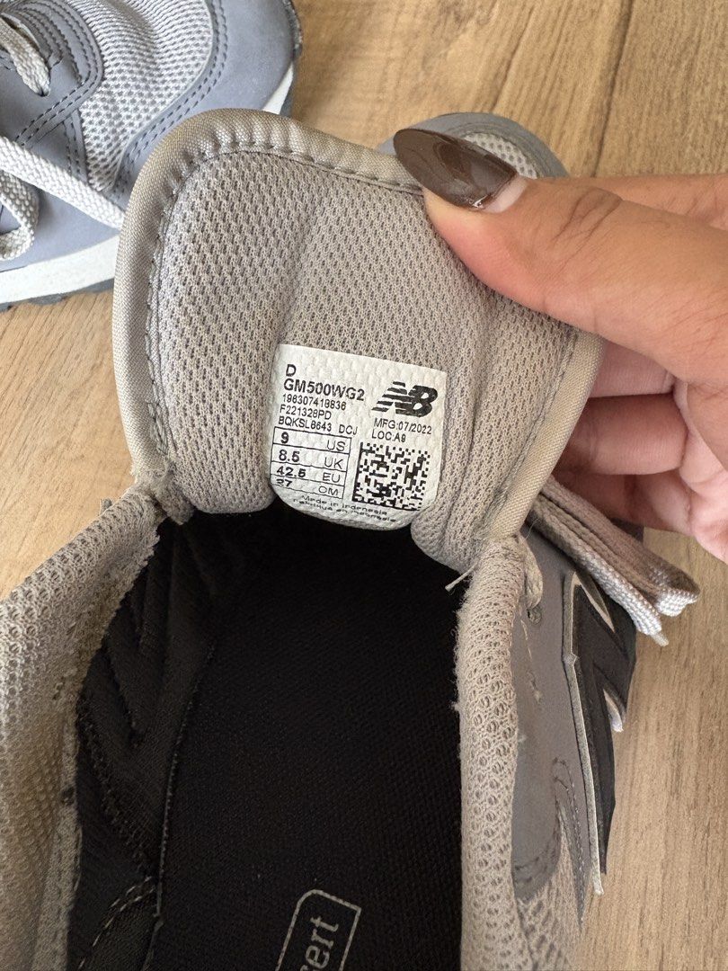 New Balance 500 (Category: Casual Shoes) located in Makati City. Submitted by gillianhrrr (Listing ID 1467176563, Image 3). Description: Price still negotiable.