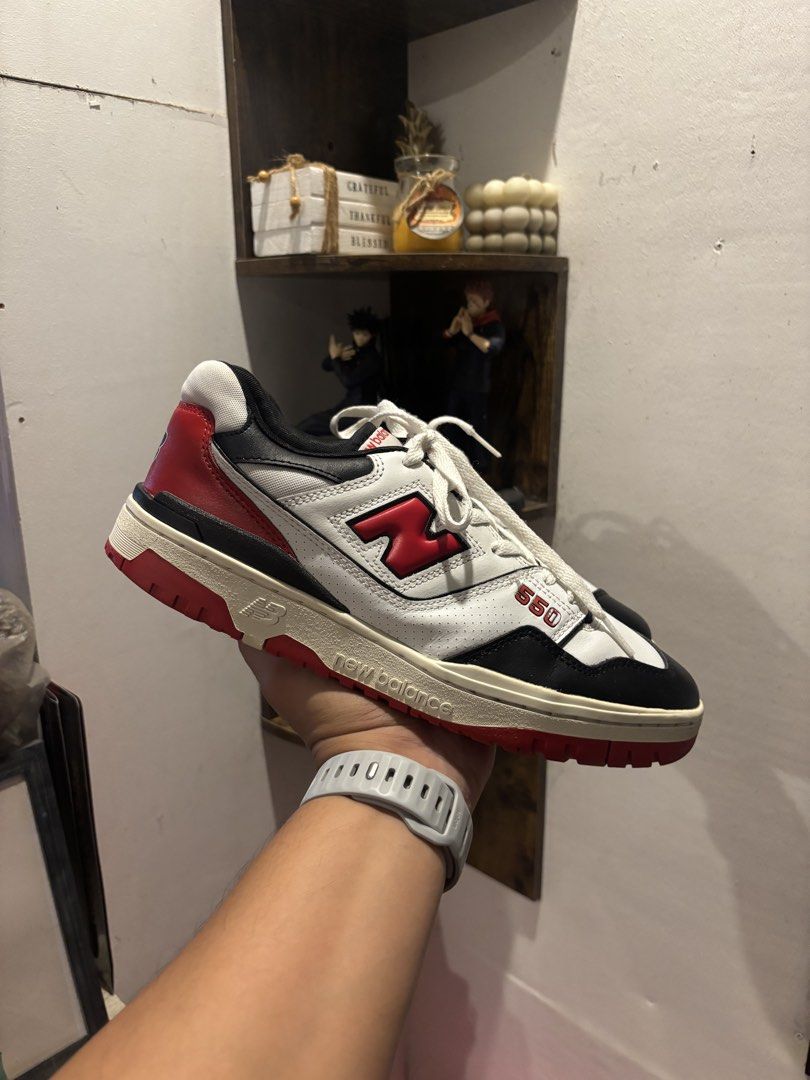 New Balance 550 "White/Red/Black" (Category: Sneakers) located in Valencia. Submitted by bukidthrift (Listing ID 1467187649, Image 1). Description: SIZE 9.5 US | 9 UK | 43 EUR | 27 CM VERY GOOD CONDITION NOTE: THRIFTED PAIR ONLY. PLEASE MANAGE YOUR EXPECTATIONS. PAYMENT FIRST ✅ NO COD/COP ❌ MOP - GOTYME BANK/GCASH 💳 BUKIDNON MINDANAO LOC 📍.