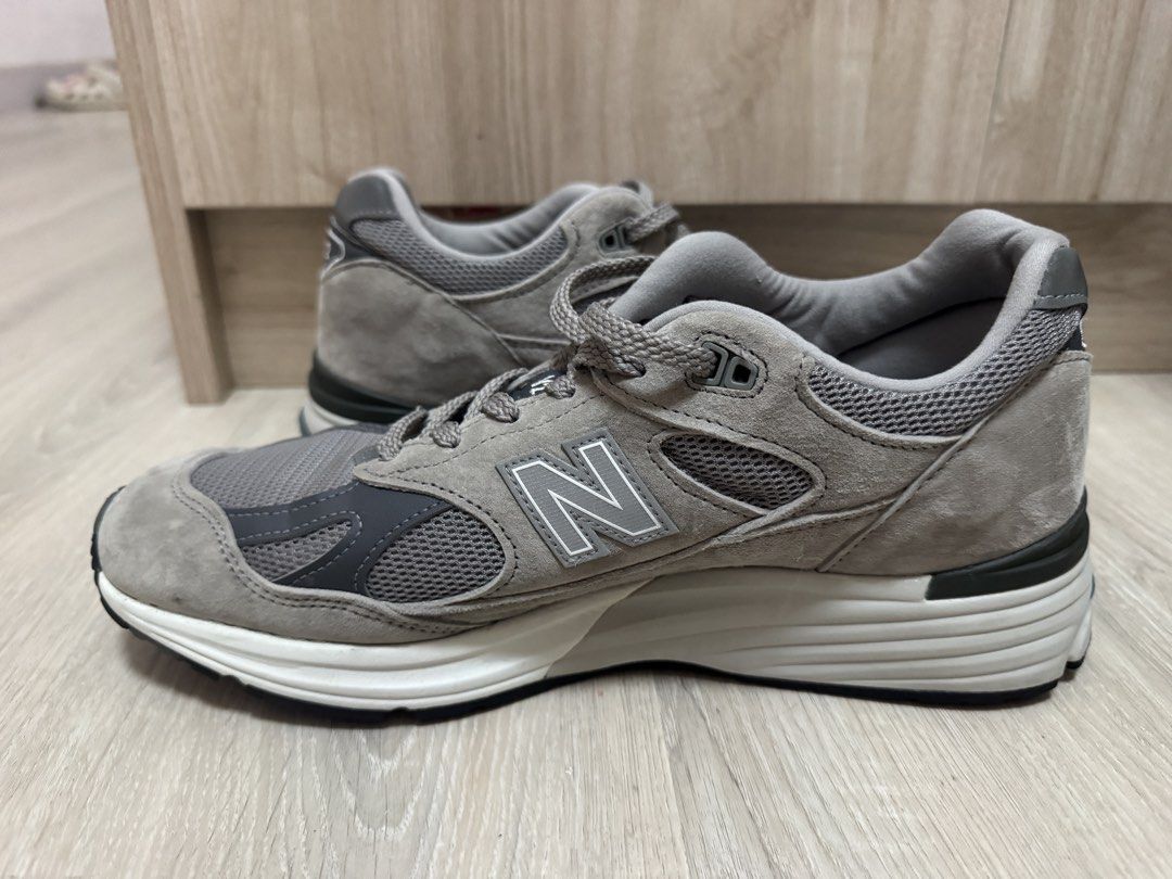 New Balance 991 （分類：波鞋）位於 Hong Kong。 由 thanksssssssss 提交（商品編號 1467204346，圖片 2）。簡介： EUR 44 UK9.5 著過3次，已清潔。