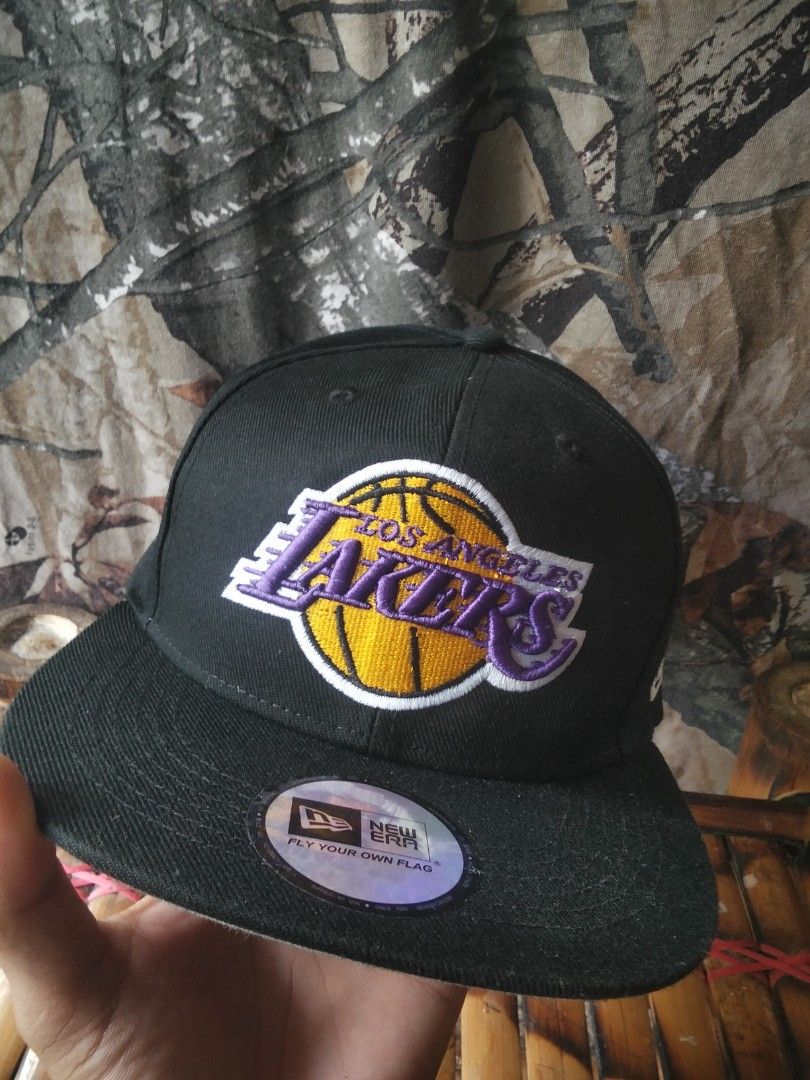 NEW ERA LAKERS CAP! SNAPBACK (Category: Caps & Hats) located in Manila. Submitted by known_as_kairu. (Listing ID 1467360527, Image 1). Description: negotiable sa sure buyer.