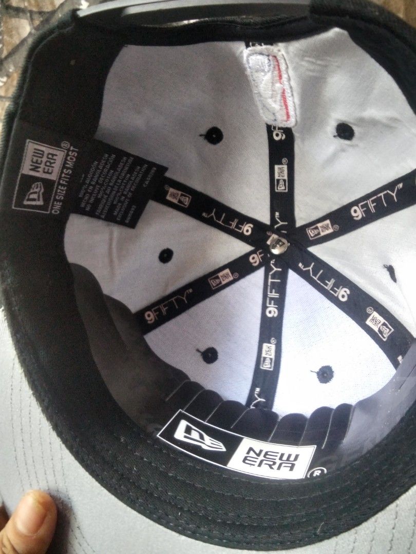 NEW ERA LAKERS CAP! SNAPBACK (Category: Caps & Hats) located in Manila. Submitted by known_as_kairu. (Listing ID 1467360527, Image 3). Description: negotiable sa sure buyer.