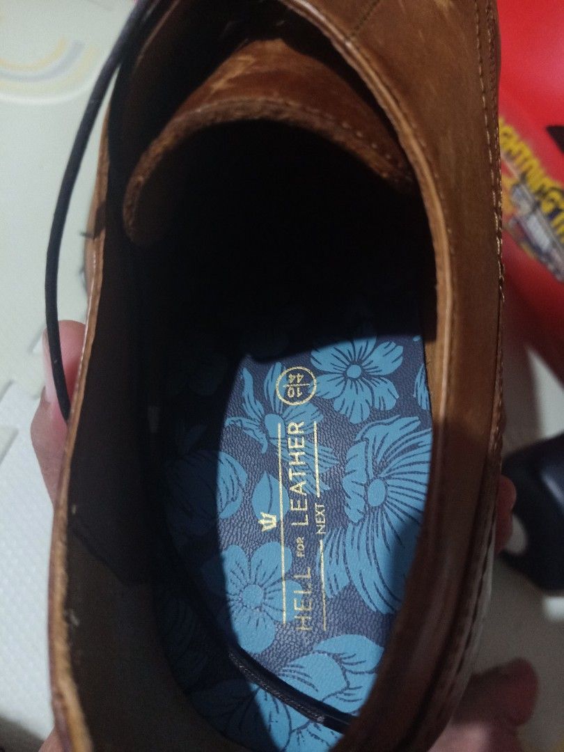 Next"Hell for Leather (Category: Casual Shoes) located in Manila. Submitted by miguelmatt20434 (Listing ID 1467241005, Image 2). Description: no damages Good condition.