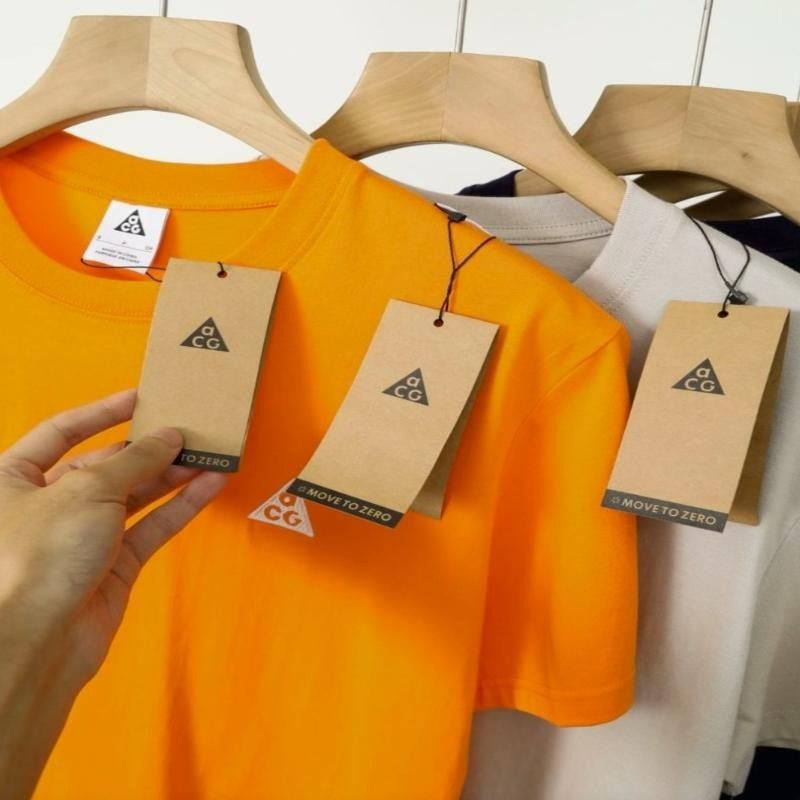 Nike ACG Logo 戶外機能透氣純棉圓領短袖T卹 （分類：其他周邊）位於 Hong Kong。 由 carollhaag 提交（商品編號 1467332793，圖片 8）。簡介： 只出優質靚貨，所有圖片均為自家實拍，真正做到所見即所得。本店支持合理退換服務，唔設面交，所有訂單一律透過快遞寄送，購物過程省心又安心。。