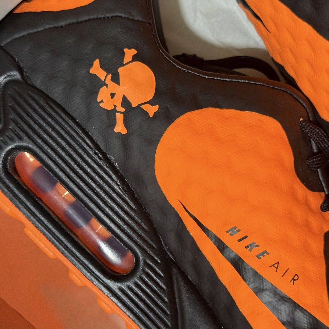 Nike Air Max 90 “Hypervenom” size 11 US (Category: Sneakers) located in Paranaque City. Submitted by emongresurreccion (Listing ID 1467307279, Image 3). Description: -For sale only -Size 11 US -P3,995 only -Brand new -With OG box -100% original/legit/authentic -Payment via BPI/Unionbank/GCash -Add for shipping -Location: BF Homes Paranaque or Makati (weekdays) .