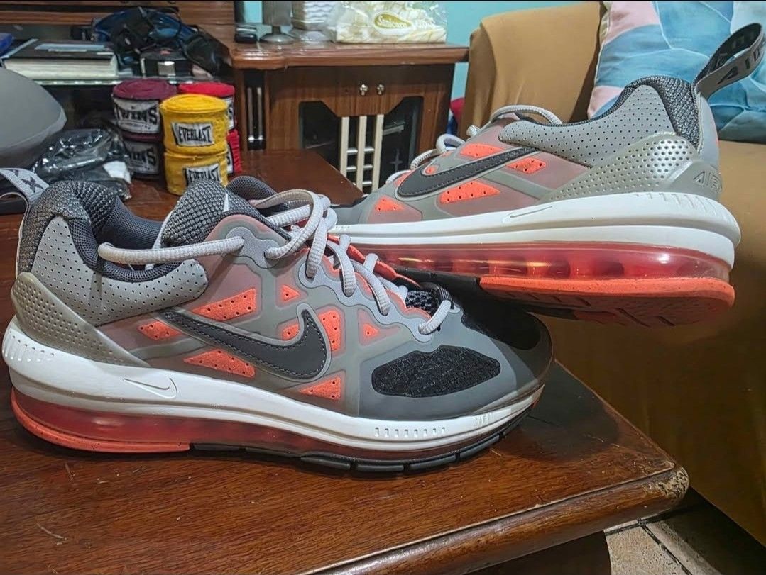 Nike Air Max Command 2016 Grey Orange (Category: Sneakers) located in Paranaque City. Submitted by re_i_gn (Listing ID 1467195626, Image 1). Description: 8.5 Men's US Light Smoke Grey Bright Mango colorway Used rarely in short runs. Never used for casual everyday use. No box Clean, no foul smell SRP: PHP 6,000 RFS: not a good fit for me, I'm too wide-footed.