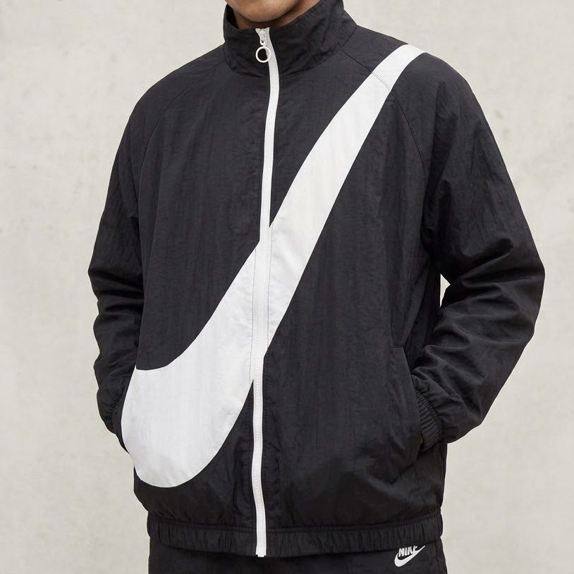 Nike Big Swoosh Windbreaker (Category: Coats, Jackets and Outerwear) located in Bacolod City. Submitted by micojuele68583 (Listing ID 1467352415, Image 2). Description: Size on tag: Medium| Dimes: 23x27 Authentic/Orig/Legit Color rate 10/10 condition: excellent Issue.