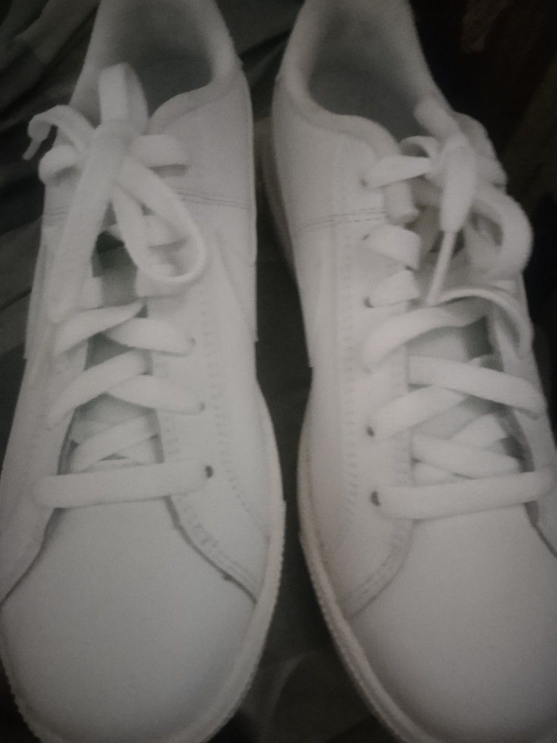 Nike Court royale 2 (Category: Sneakers) located in Manila. Submitted by jerolan0413 (Listing ID 1467353172, Image 1). Description: brand new po. Hindi ko pa siya nagagamit. nawala Yung box niya. need ko na Po siya isell. salamat negotiable pa Po Yan.