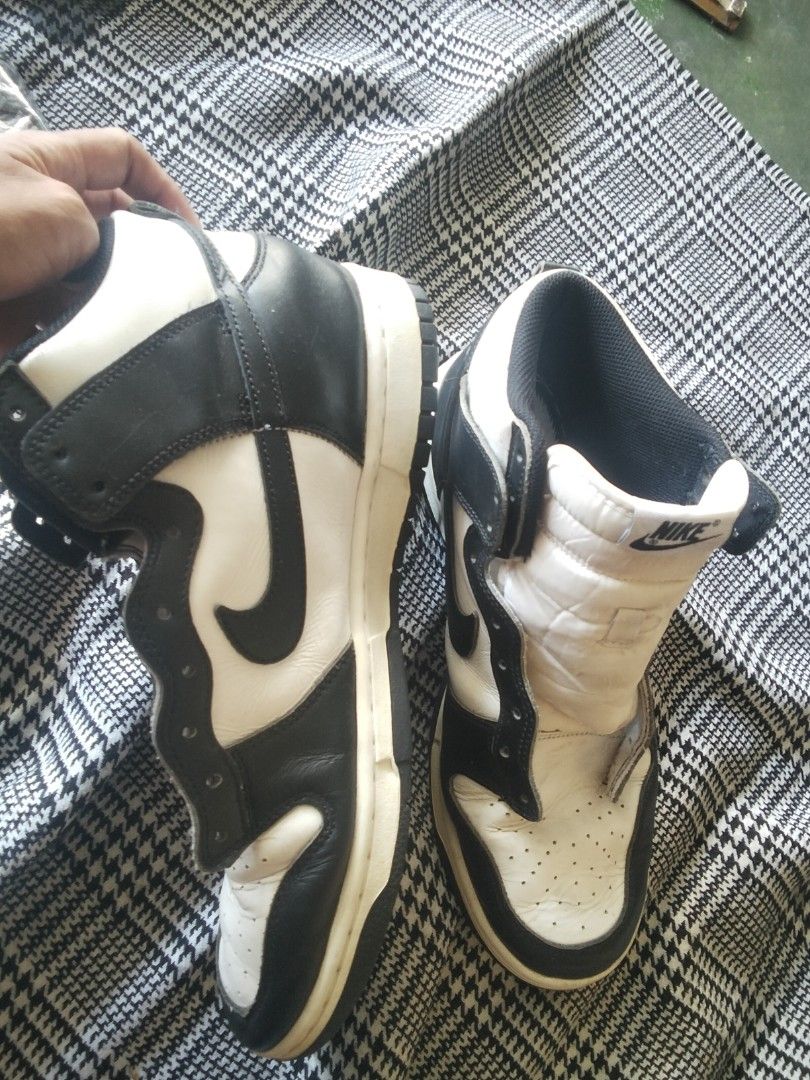 Nike dilunk high retro panda (Category: Sneakers) located in Angeles City. Submitted by jnwsurplus (Listing ID 1467227676, Image 1). Description: no insole no lace plssss see pictures.