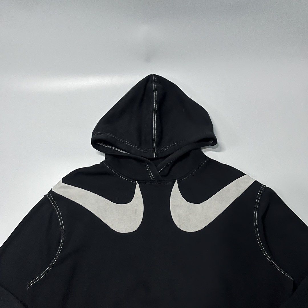Nike Double Swoosh Hoodie (Category: Hoodies) located in Argao. Submitted by rarecollective. (Listing ID 1467169239, Image 3). Description: Nike Double Swoosh Hoodie 24 width | 25 length Small Good Condition 9.3 color rate flaw: Minimal color transfer, Fixed bleach stain (need wash) Price: 599.00🏷️ direct message for inquiries! 📍Cebu, Mandaue city.