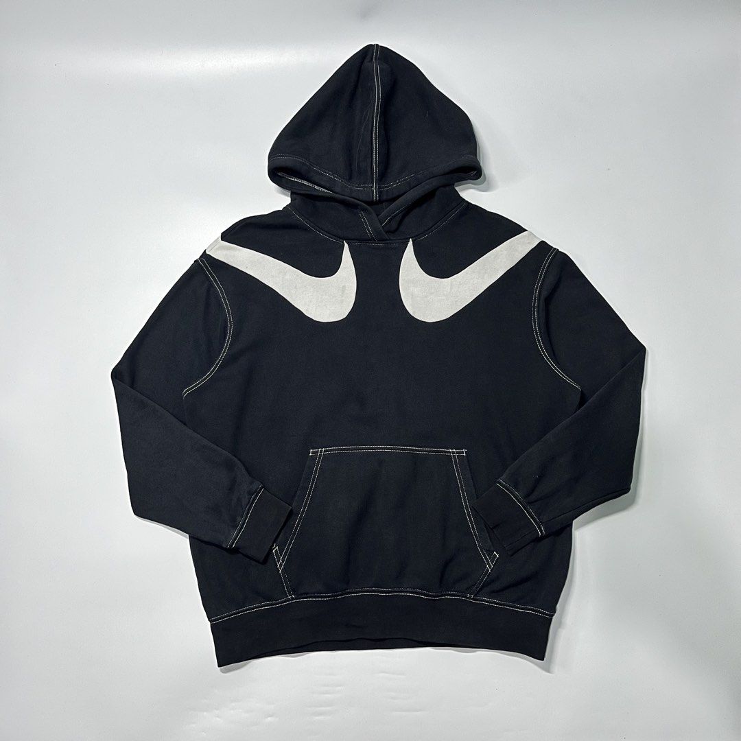 Nike Double Swoosh Hoodie (Category: Hoodies) located in Argao. Submitted by rarecollective. (Listing ID 1467169239, Image 1). Description: Nike Double Swoosh Hoodie 24 width | 25 length Small Good Condition 9.3 color rate flaw: Minimal color transfer, Fixed bleach stain (need wash) Price: 599.00🏷️ direct message for inquiries! 📍Cebu, Mandaue city.