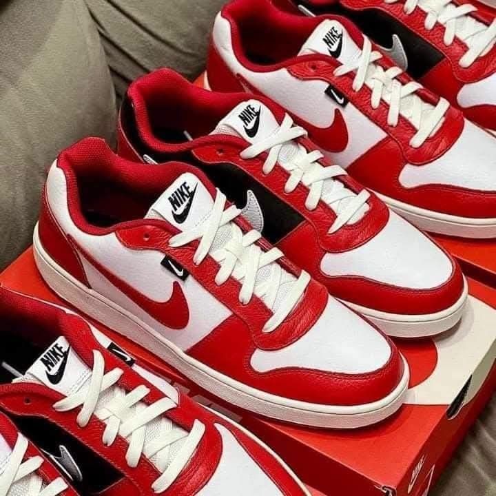 Nike Ebernon Low "University Red" (Category: Casual Shoes) located in Manila. Submitted by vincent_kickss (Listing ID 1467213883, Image 2). Description: Nike Ebernon Low "University Red" SRP : P4,095 Selling : P2.495 Size Mens : 7/7.5/8/8.5/9/9.5/10/10.5/11 - Brand new Nike low-top sneakers in a striking red, white, and black colorway - Clean leather and mesh upper with classic Nike branding - Comfortable solid white midsole and white laces - Com