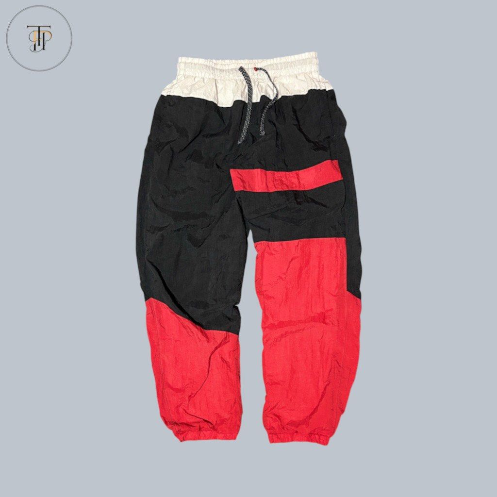 NIKE FLIGHT WOVEN ASPACK JACKET, PANTS, SHORTS (Category: Coats, Jackets and Outerwear) located in Meycauayan. Submitted by Thrifty_fifth_P_Street (Listing ID 1467291231, Image 3). Description: ASPACK ONLY LARGE PANTS LARGE JACKET XLARGE SHORTS ALL IN EXCELLENT CONDITION.